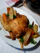 Kuře připravené v pomalém hrnci na zelenině
